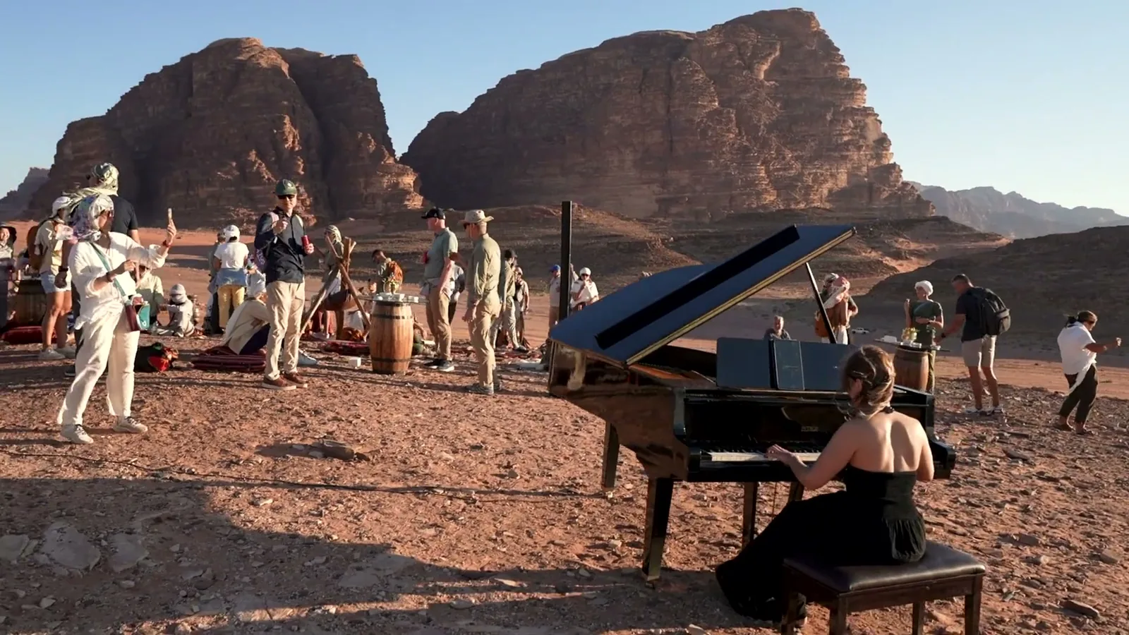 Petra by night and Wadi Rum, photo 4
